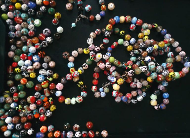 Bijou creati con le perle di vetro veneziane
