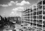 Centre Georges Pompidou, l'edificio in costruzione, 1975. Photo Bernard Vincent © Fondazione Renzo Piano © Rogers Stirk Harbour + Partners