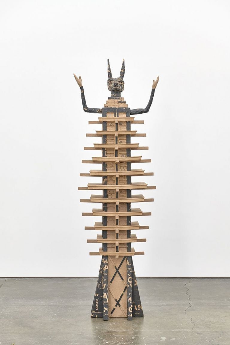 Damián Ortega, Dog tower, 2019. Courtesy the artist & kurimanzutto, Città del Messico New York