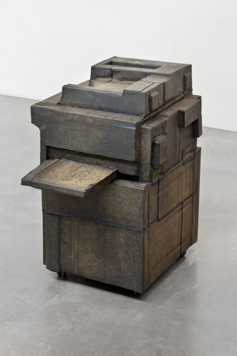 Gabriel Kuri, Blind photocopier, 2012. Courtesy l'artista & kurimanzutto, Città del Messico