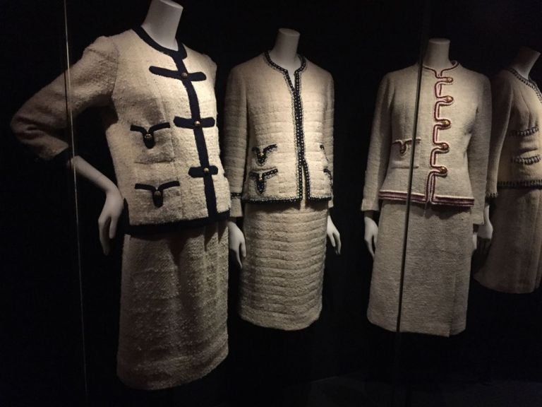 Gabrielle Chanel. Manifeste de mode. Exhibition view at Palais Galliera, Parigi 2021 © Laurent Vu - SIPA