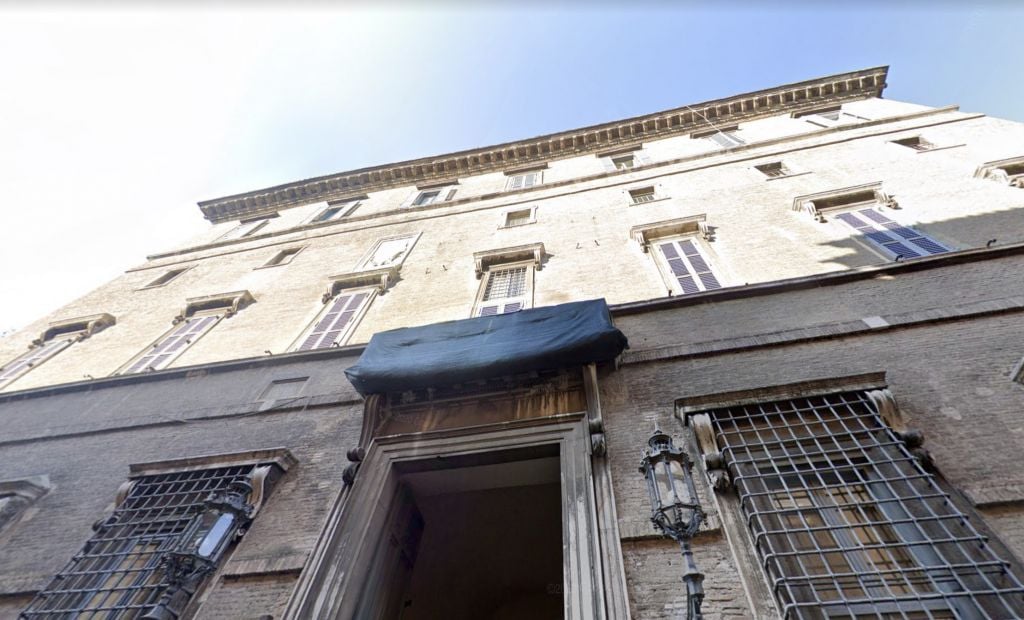 In vendita Palazzo Sacchetti a Roma. Palazzo-gioiello rinascimentale in via Giulia