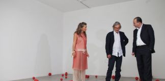 Annamaria Maggi, Maurizio Mochetti, Alberto Fiz, Galleria Fumagalli, Bergamo, 2011. Photo courtesy Galleria Fumagalli