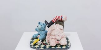 Eva Hide, Only for love, Eva Hide, 2018, maiolica dipinta, 25x23x17 cm