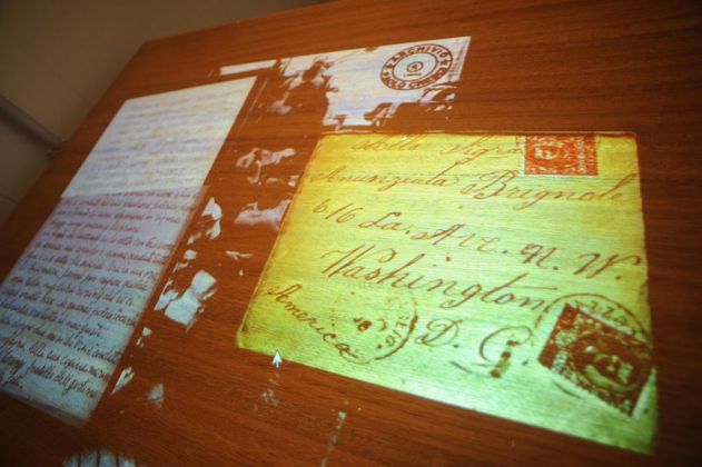 Galata Museo del Mare_ MEM_ postazione multimediale le lettere degli emigranti copia