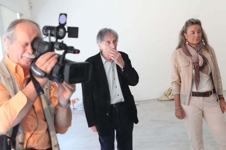 Giovanni Anselmo, Annamaria Maggi, Galleria Fumagalli, Bergamo, 2011. Photo courtesy Galleria Fumagalli