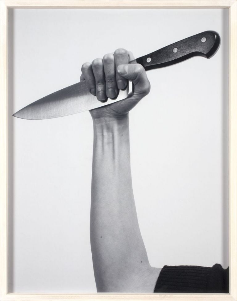 Loredana Di Lillo, Lettera T (Tyrant), 2013, C print su alluminio, cm 95,5x74 (con cornice)