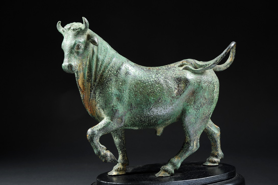 Bronzetto toro, Museo di Antichita