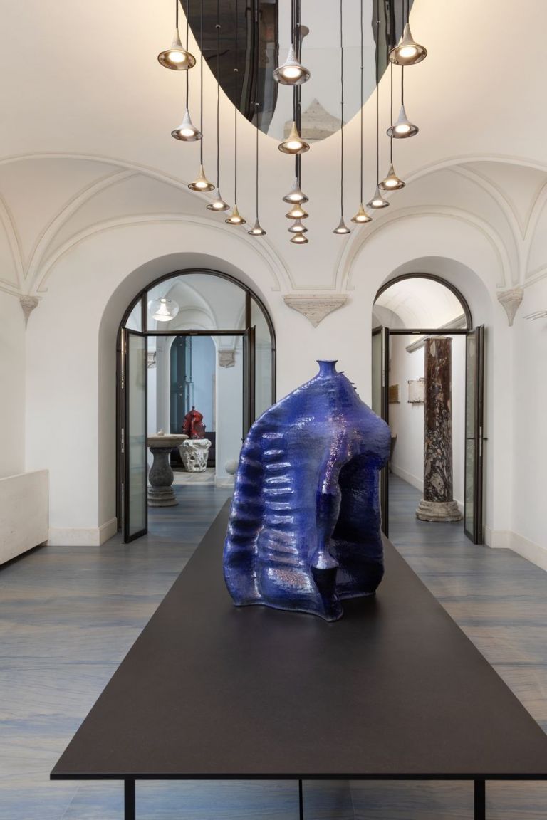 Pietra plasmata. Installation view at Palazzo delle Pietre, Roma 2021. Photo Daniele Molajoli