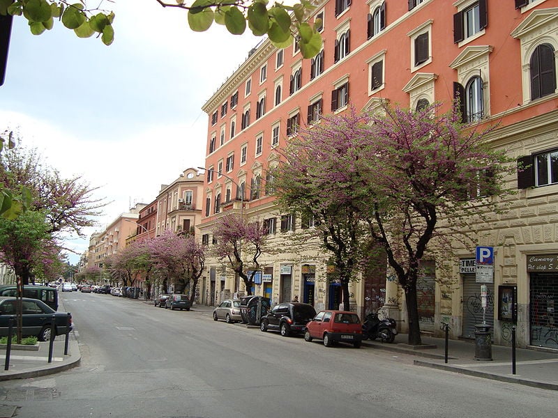 Quartiere San Lorenzo, Via Tiburtina, ph LPLT, fonte Wikipedia