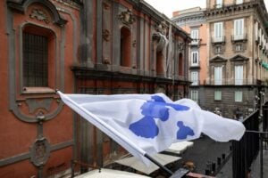 A Napoli la galleria Tiziana Di Caro risponde all’emergenza con la giovane arte