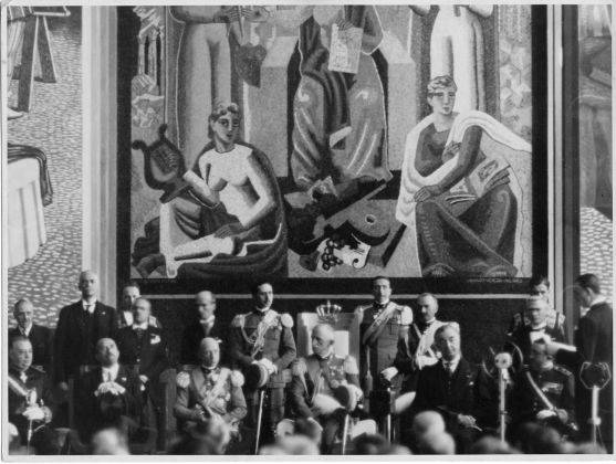 Cerimonia di inaugurazione della quinta Triennale nel Salone d'onore, Milano 1933. Photo Crimella