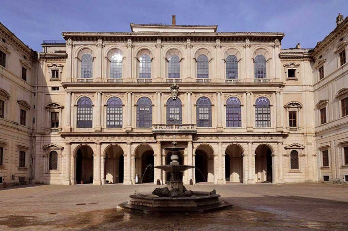 Facciata di Palazzo Barberini_Courtesy Gallerie Nazionali di Arte Antica, Palazzo Barberini, Roma