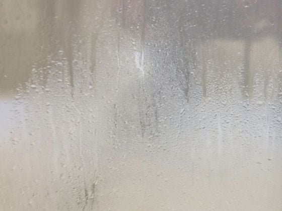 Il vapore acqueo che blocca la visione delle finestre di Alice Paltrinieri