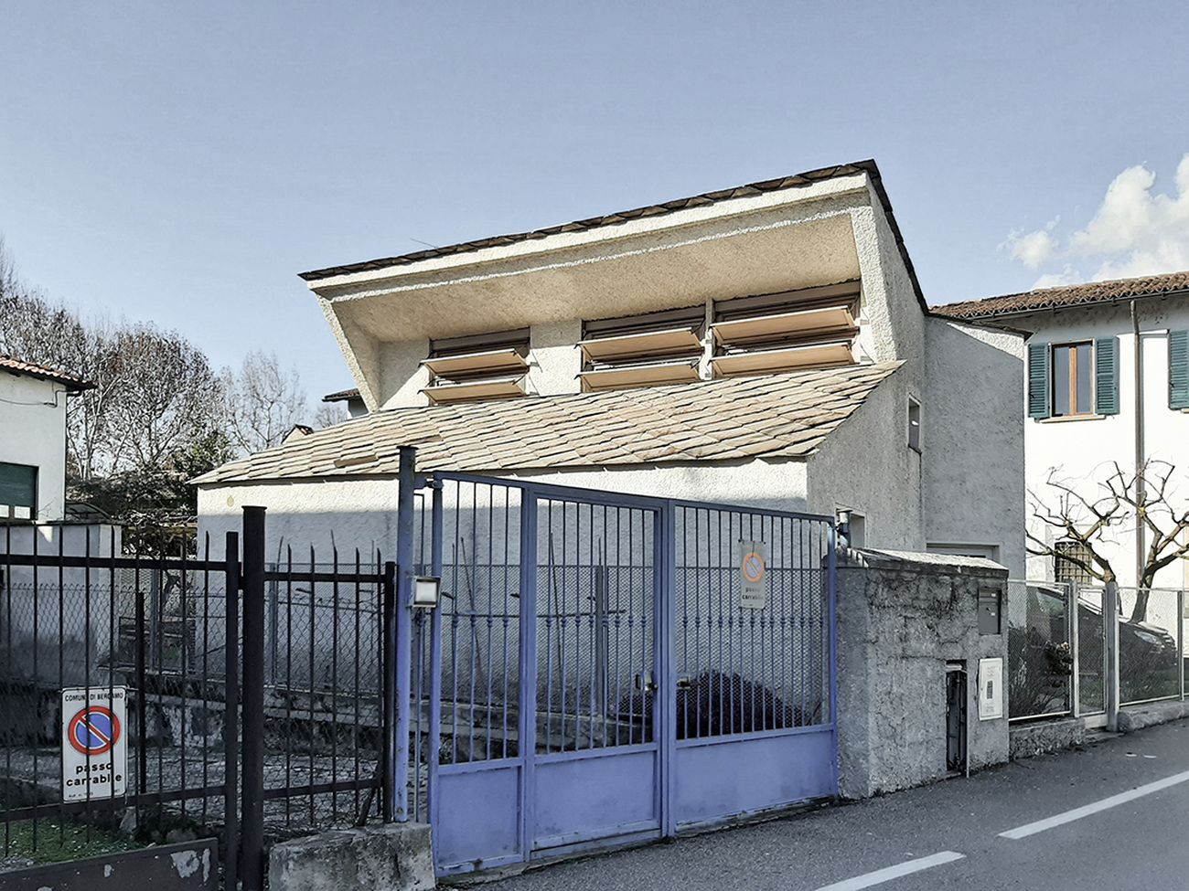 Pino Pizzigoni. Casa minima, vista dall'ingresso su Piazzale Goisis. Foto Federica Andrea Barbagli_1