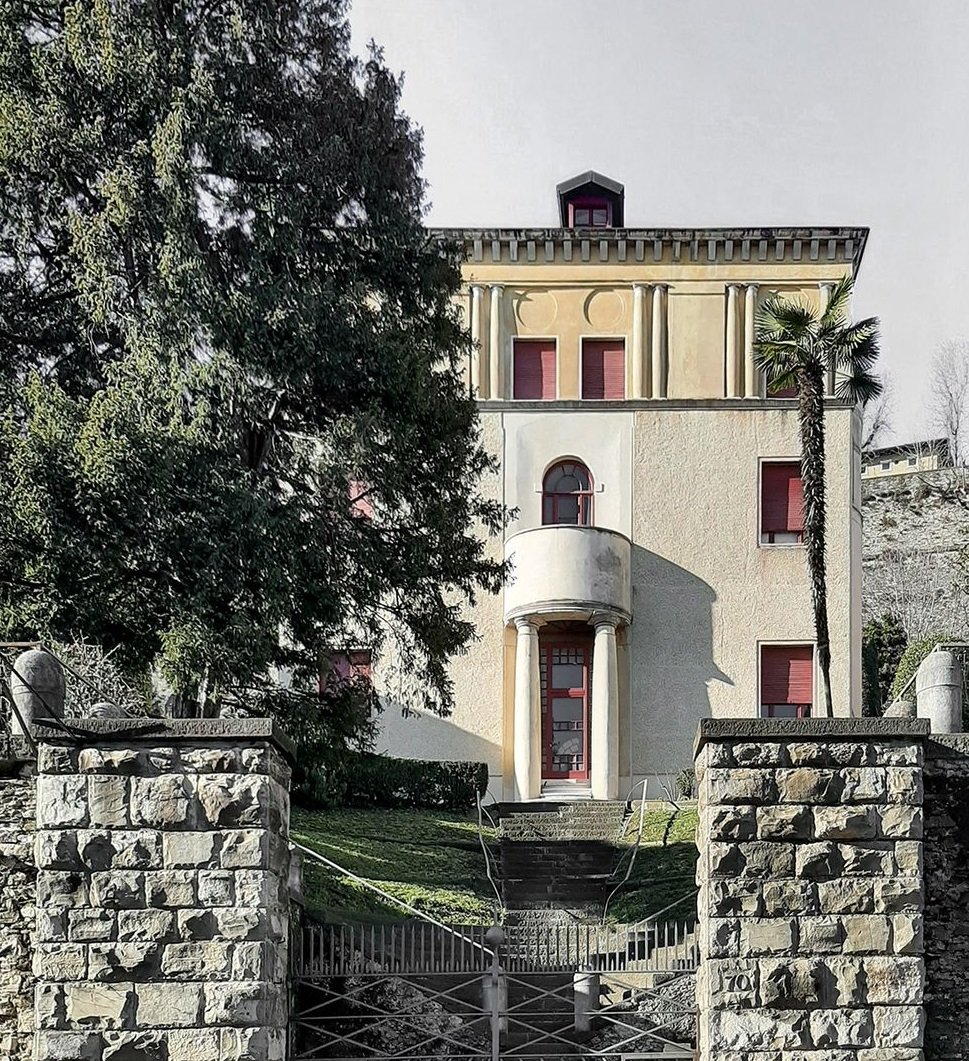 Pino Pizzigoni. Casa per il padre, vista dal cancello d'ingresso. Foto Federica Andrea Barbagli_1