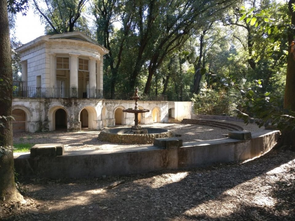 Tempio di Flora e teatro, Villa Ada. Foto Roma Sotterranea