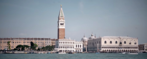 Venezia mette limiti alle mostre nei palazzi storici. Mazzata sull’indotto della Biennale