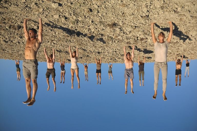 Virginia Zanetti, I Pilastri della Terra, performance, Orciano Pisano, Pisa, Italy, 2016, Galleria Poggiali Firenze