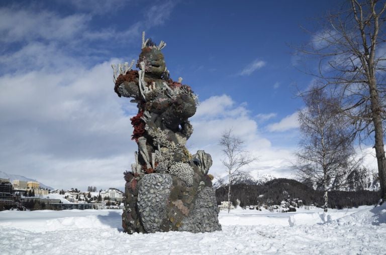 Damien Hirst, Two Figures with a Drum, St. Moritz, 2021