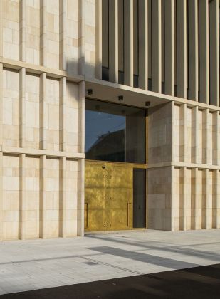 Kunsthaus Zürich, ampliamento di David Chipperfield, dettaglio ingresso. Photo © Juliet Haller, Ufficio di urbanistica, Zurigo