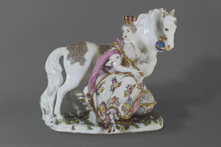 Le Porcellane dei Duchi di Parma, Reggia di Colorno. Allegoria dell'Europa