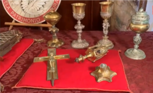 È stato ritrovato il Reliquiario di San Galgano, che fu trafugato oltre trent’anni fa a Siena