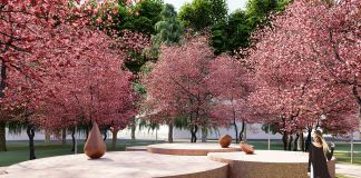 Le sculture di Kengiro Azuma in mezzo ai ciliegi in fiore