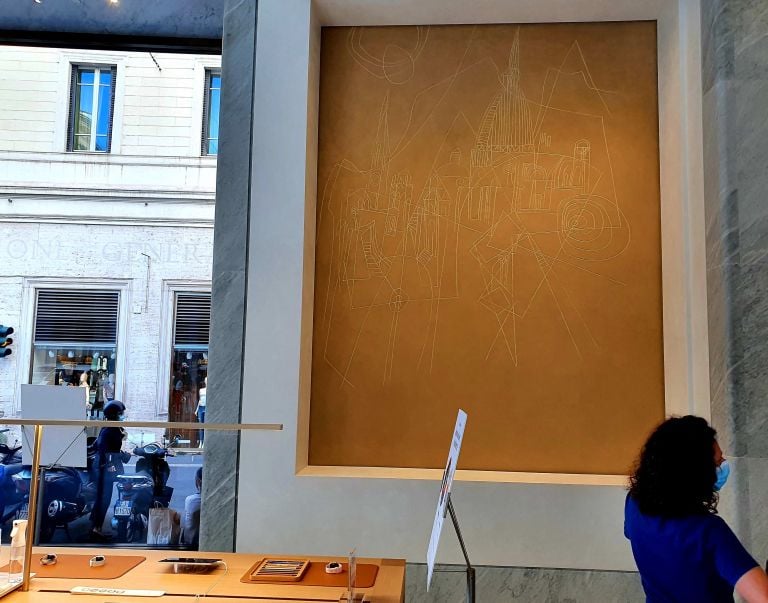 Il nuovo Apple Store di Roma è pieno d’arte