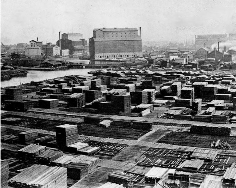 Anonimo, Chicago Lumberyard, 1870. Courtesy Chicago History Museum