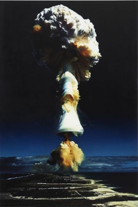 Damien Hirst, French Nuclear Test, Licorne, 2019, olio su tela, 365,8x243,8 cm. Courtesy the artist & Gagosian