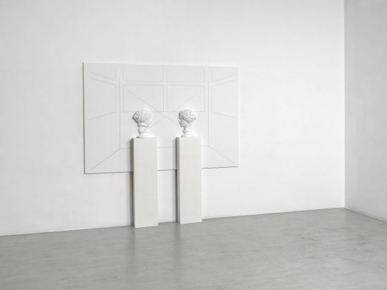 Giulio Paolini. Fuori quadro. Exhibition view at Alfonso Artiaco, Napoli 2021. Courtesy Alfonso Artiaco