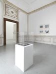 Giulio Paolini. Fuori quadro. Exhibition view at Alfonso Artiaco, Napoli 2021. Courtesy Alfonso Artiaco
