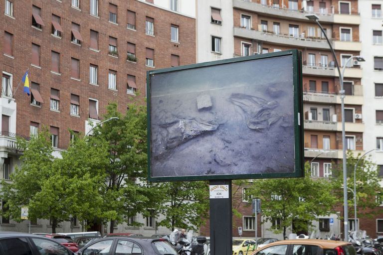 Il Tevere e l’Inferno dantesco. I manifesti di Iginio De Luca