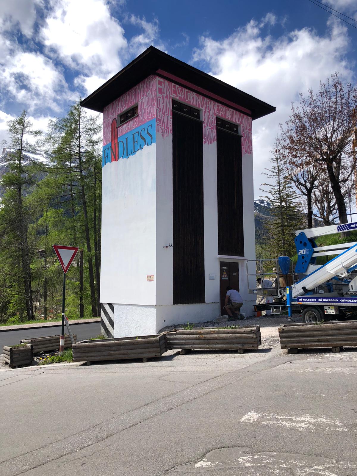 Il murale rimosso di Endless realizzato a Cortina D'Ampezzo per i mondiali di Sci