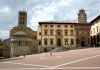 Arezzo, Piazza Grande, via wikipedia