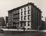 Berenice Abbott, Fifth Avenue, Nos. 4, 6, 8, Manhattan, March 20, 1936. The Museum of Modern Art, New York. Thomas Walther Collection © 2021 Estate of Berenice Abbott. Digital Image © 2021 The Museum of Modern Art, New York - Scala, Florence