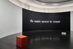 Tra durezza e poesia. L’arte di Félix Gonzaléz-Torres a Barcellona