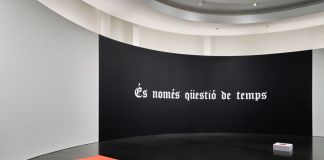 Félix Gonzaléz-Torres. The Politics of Relation. Exhibition view at MACBA, Barcellona 2021. Photo Miquel Coll