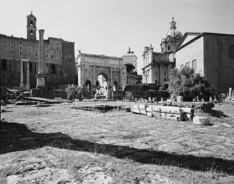 Gabriele Basilico, Arco di Settimio Severo. Courtesy Fondazione Giorgio Cini