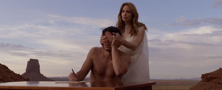 Josh Hartnett, Jaime Ray Newman VALLEY OF THE GODS dir. Lech Majewski