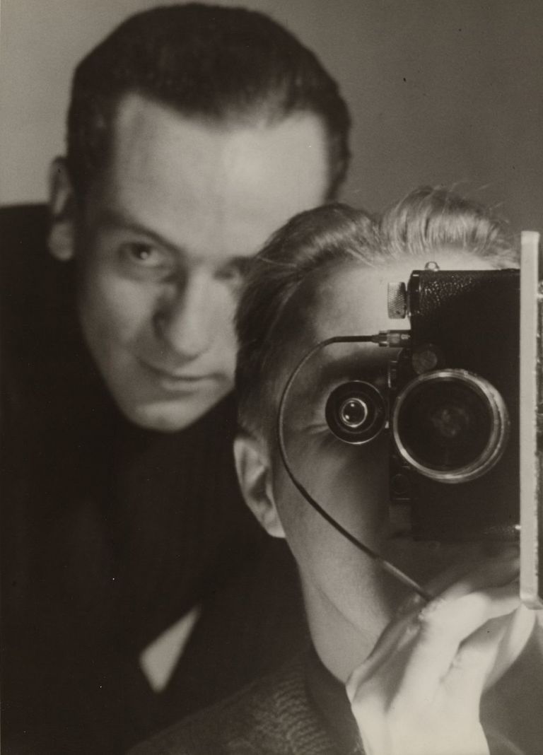 Maurice Tabard, Untitled (Self-Portrait with Roger Parry), 1936 ca. The Museum of Modern Art, New York. Thomas Walther Collection. Digital Image © 2021 The Museum of Modern Art, New York - Scala, Florence