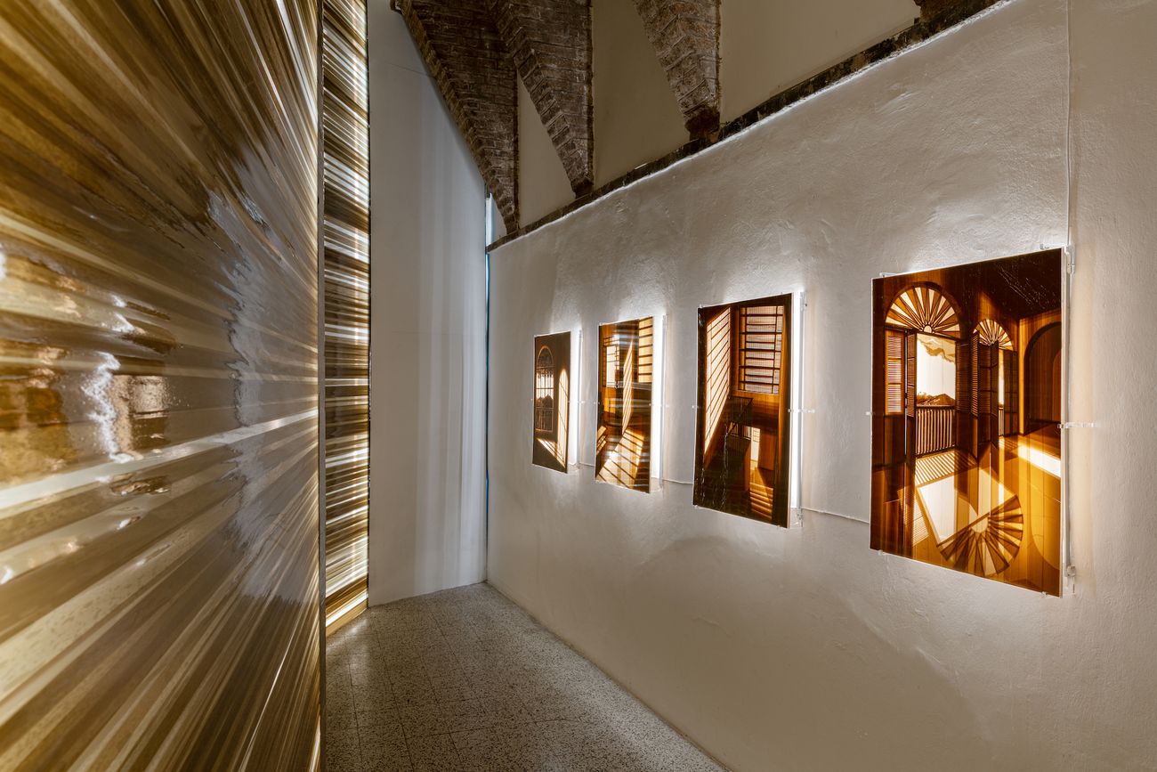 Osvaldo González. Viaje. Exhibition view at Galleria Continua, San Gimignano 2021. Courtesy the artist & Galleria Continua. Photo Ela Bialkowska, OKNO Studio 
