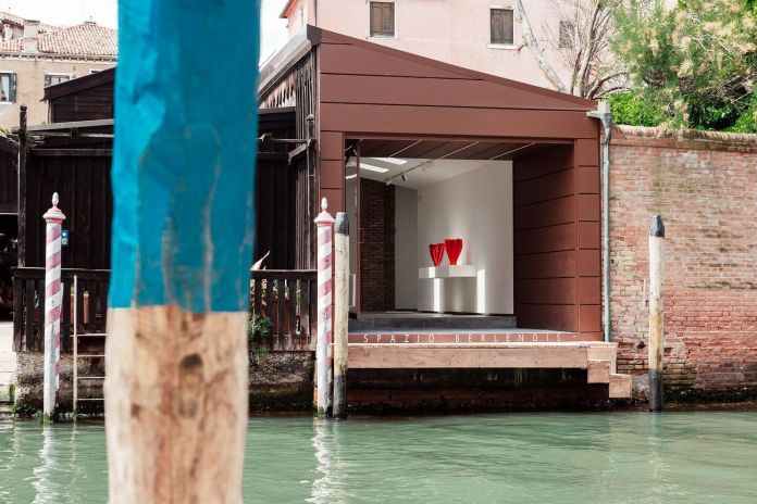 Rincontrarsi a Venezia. Exhibition view at Spazio Berlendis, Venezia 2021. Photo Silvia Longhi
