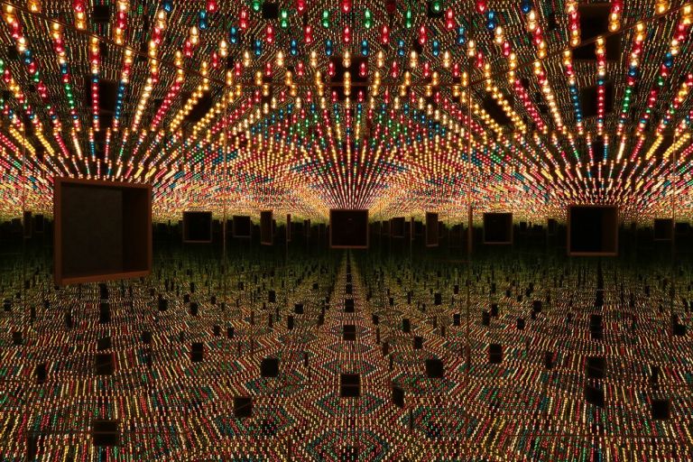 Yayoi Kusama, Infinity Mirror Room — Love Forever, 1966 94. Courtesy Ota Fine Arts © Yayoi Kusama