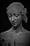 Alessio Deli, Figura Femminile, 2019 (particolare), resina patinata a bronzo, 58 x 48 x 24 cm