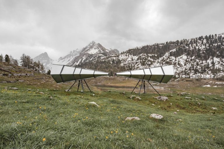 Arturs Punte e Jekabs Volatovskis, Fragile Silence, 2021, installazione ambientale, location Fanes. Photo credit Gustav Willeit