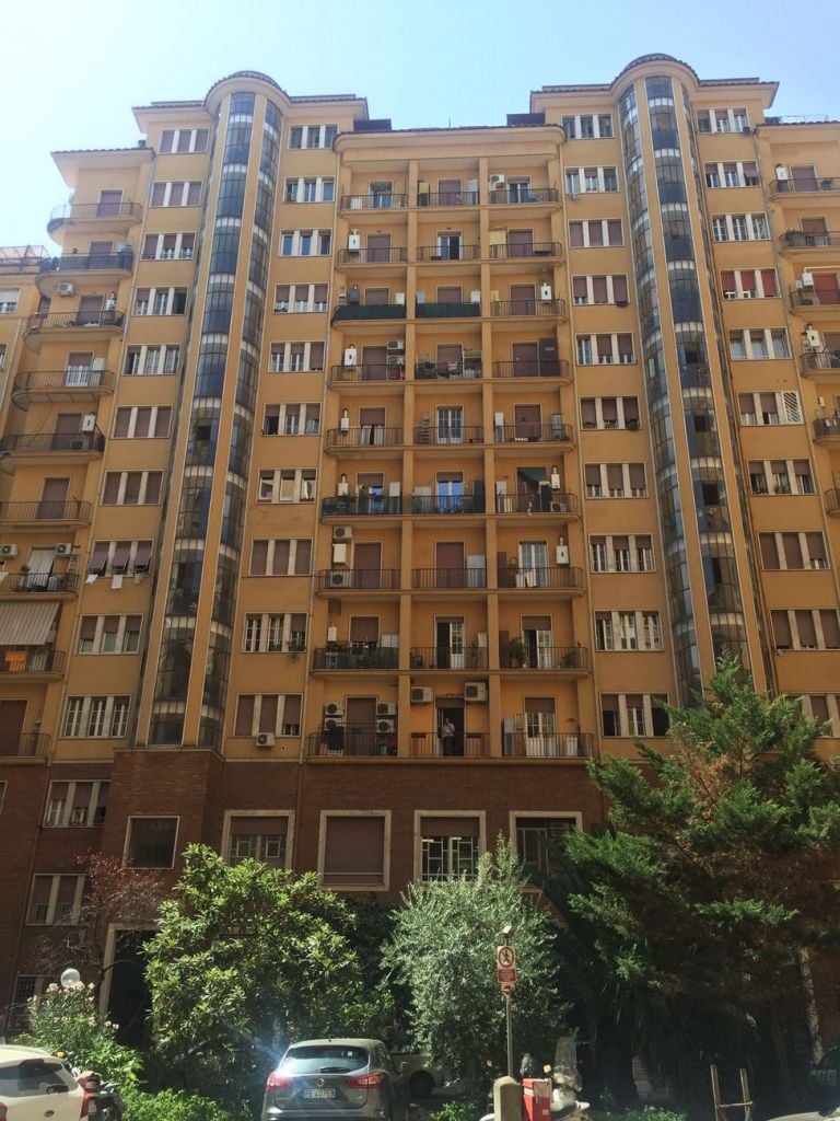 Casa Federici, Roma. Photo Ludovico Pratesi