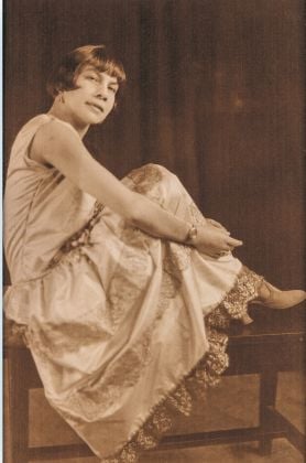 Florestine Perrault Collins, Portrait of Mae Fuller Keller