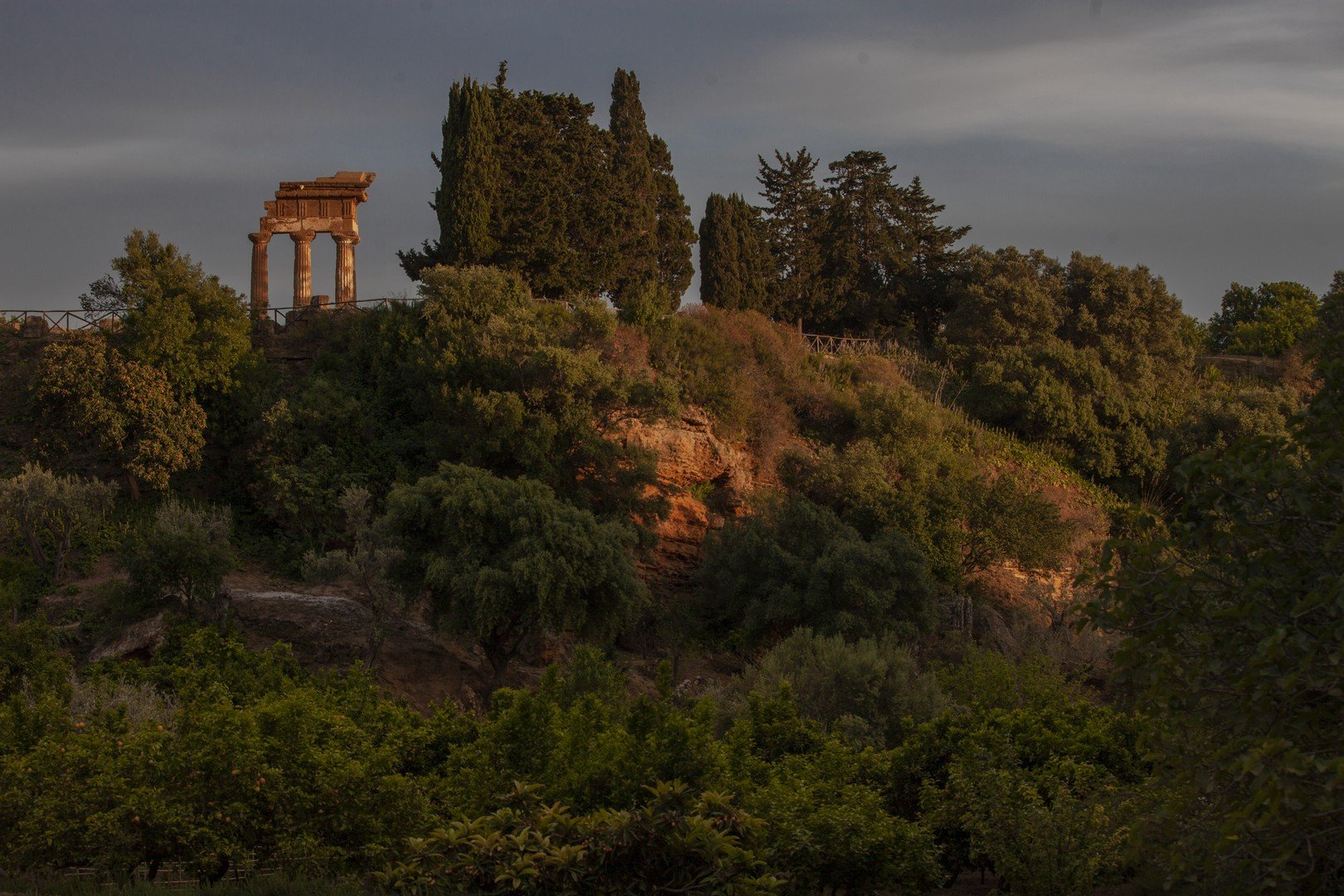 Giardino della Kolymbethra, Agrigento al tramonto Foto Emiliano Merzagora 2019 FAI   Fondo Ambiente Italiano